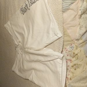 U-trau Block Island shorts large